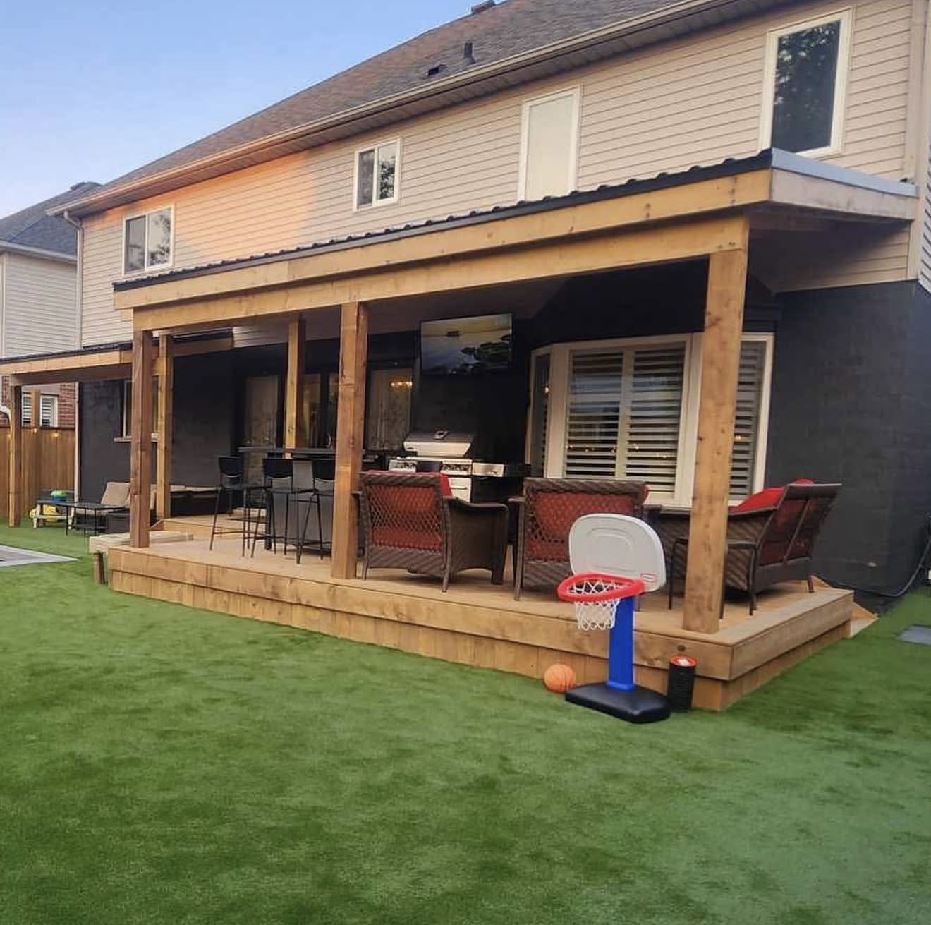 Covered Deck & Outdoor Living Room